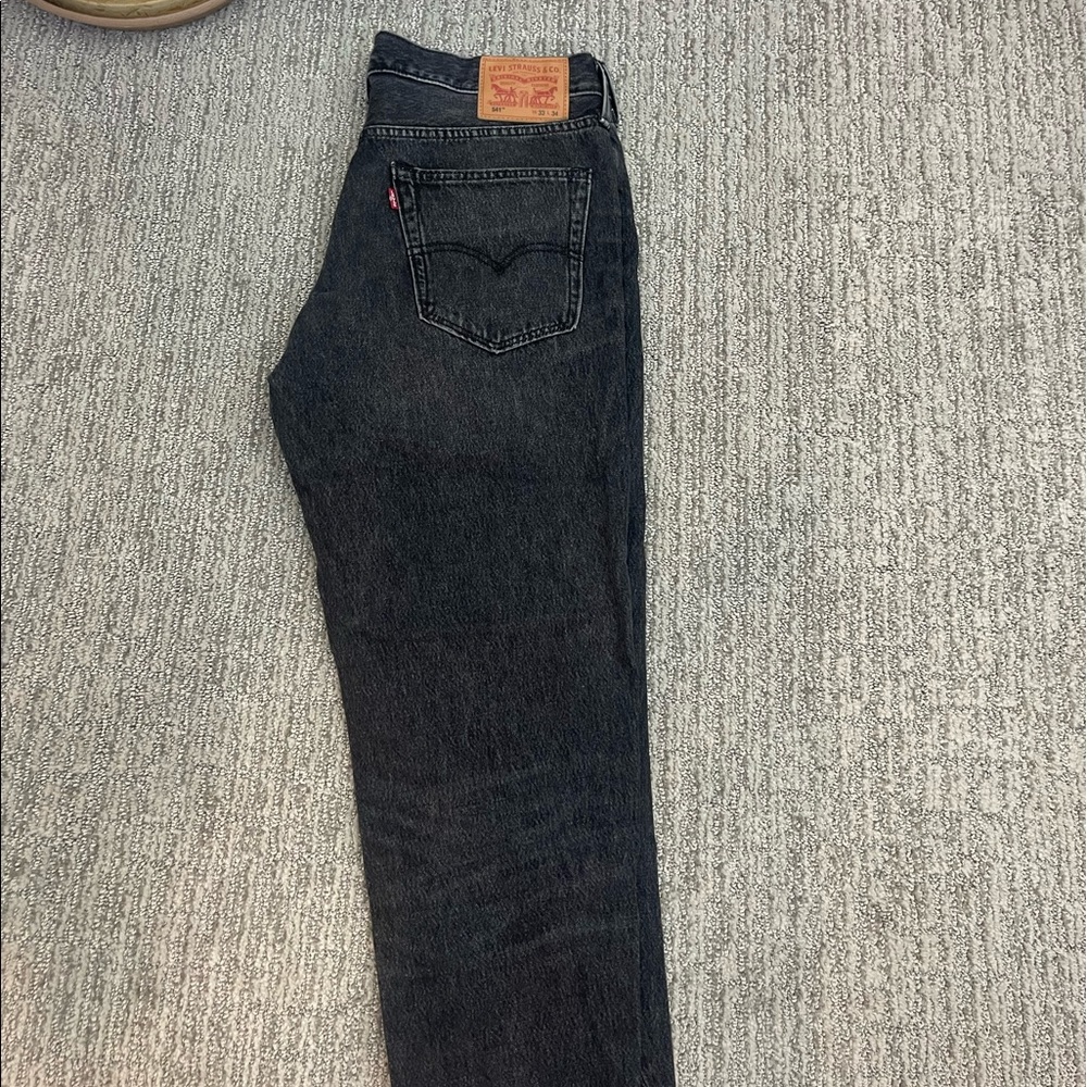 Levi’s Jeans size 33 x 34 cropped to about a 33 x 28